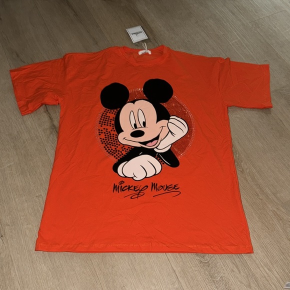Red Mickey Mouse Graphic Crew Neck T-Shirt - Picture 2 of 3
